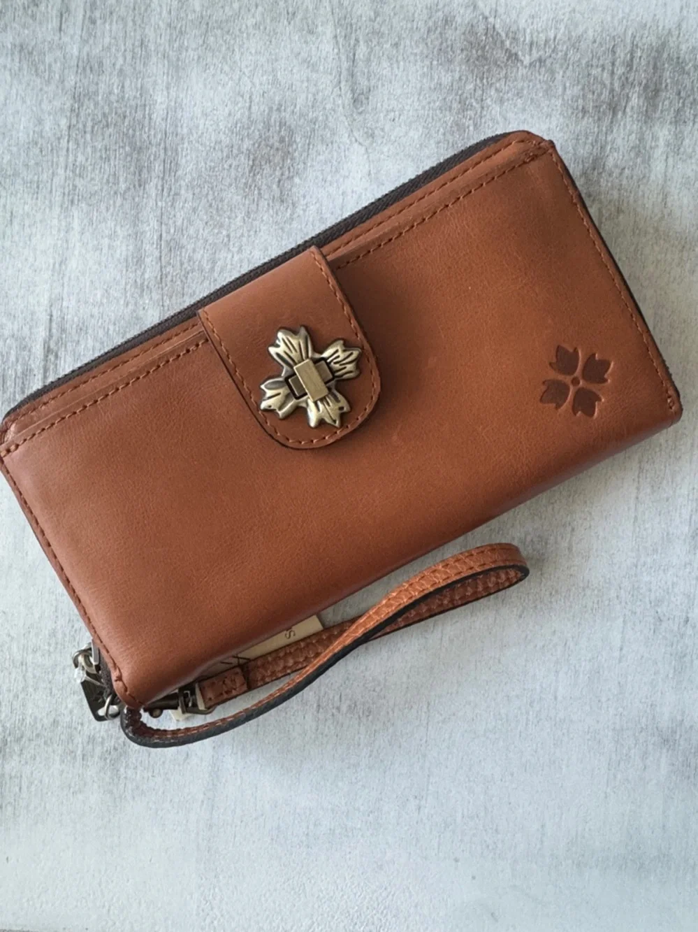 Patricia Nash Vintage Disteress Edeline Leather Large Wristlet Wallet Biscuit